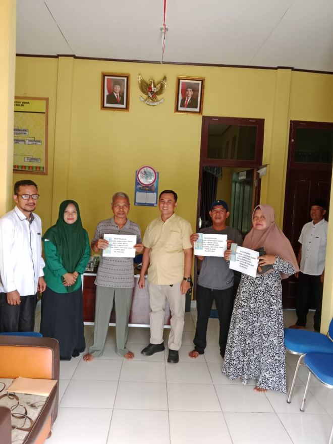 PEMBAGIAN BANTUAN LANGSUNG TUNAI (BLT) DANA DESA TAHUN 2025 DI DESA TANDAN SARI